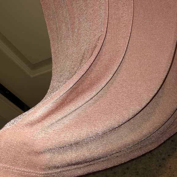 Sheen dusty pink off the shoulder blouse! - Picture 3 of 3